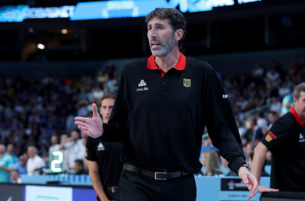 Aleks Mumbru ponovo hospitalizovan