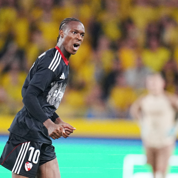 Isti vlasnik, a klubovi se svađaju VIDEO