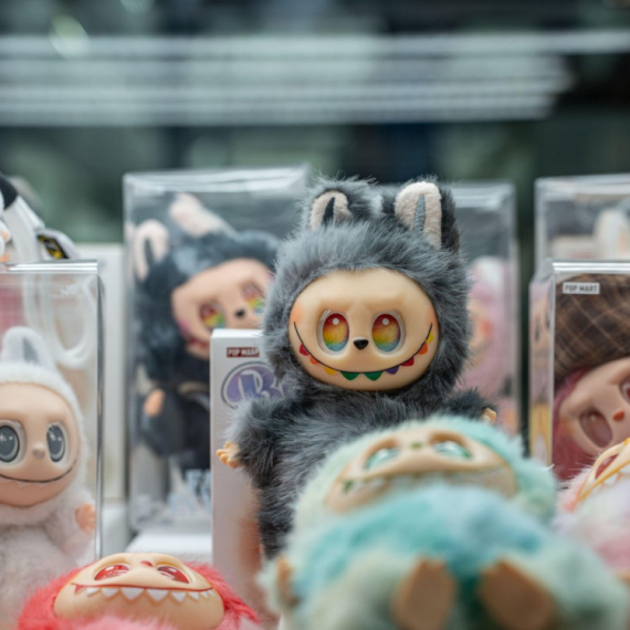 Bizaran snimak sa labubu lutkama kruži mrežama: "Đavolski, kako se ne plašite?" VIDEO