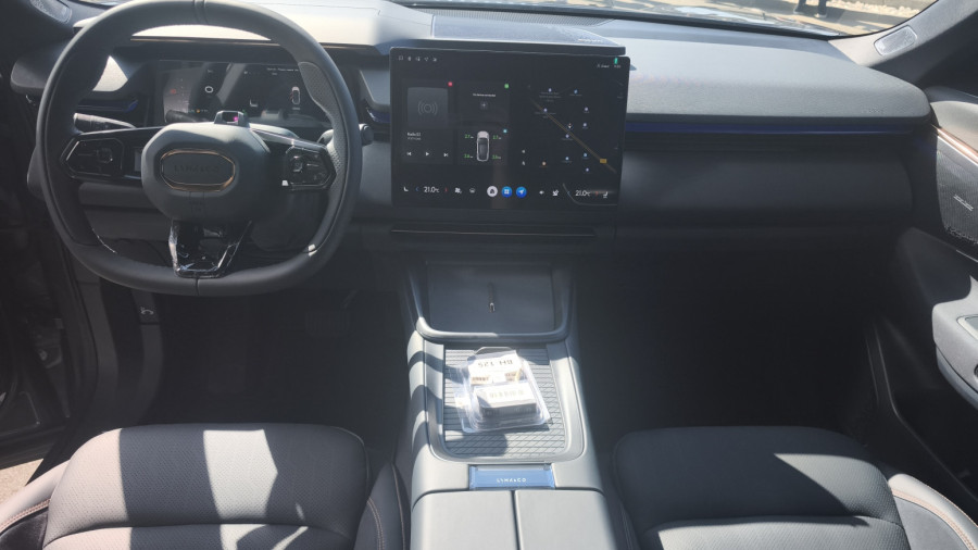 Lynk & Co 08 stigao u Srbiju: Hibridni SUV koji izaziva premijum igrače FOTO