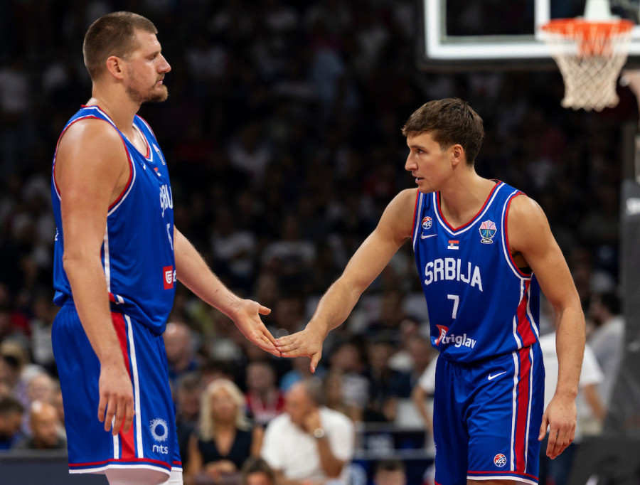 Eh ta Srbija... Katastrofa u Rigi – čekamo dizanje iz pepela