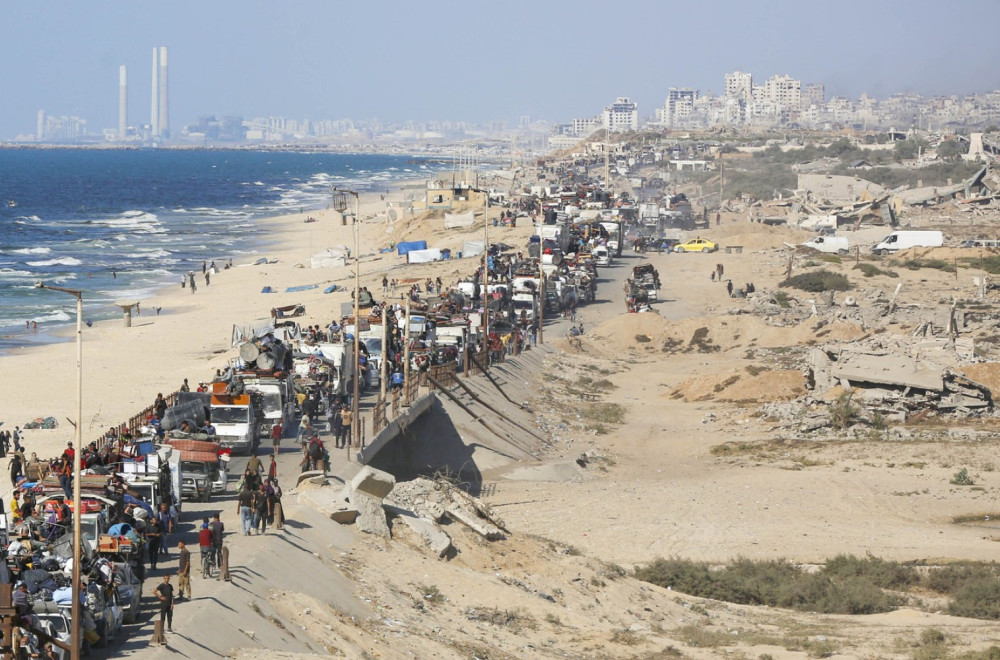 Grad sravnjen sa zemljom – više od pola miliona ljudi zarobljeno; Nema struje i interneta FOTO/VIDEO