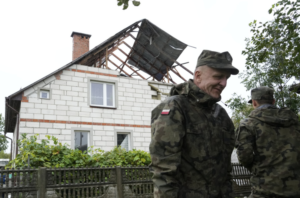 Tusk: Ne, Rusi su krivi FOTO