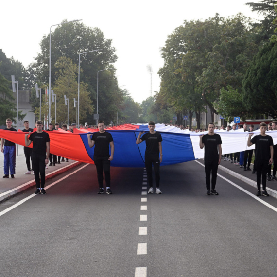 Poznato čime će početi vojna parada "Snaga jedinstva 2025": Evo ko će nositi srpsku zastavu dugu 300 metara!