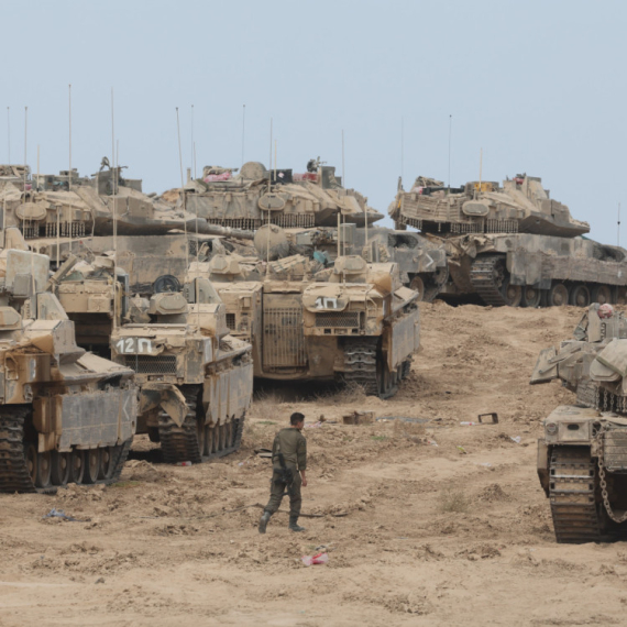 Ministar se popeo na najsvetije mesto i poručio Bibiju: Teži potpunoj pobedi