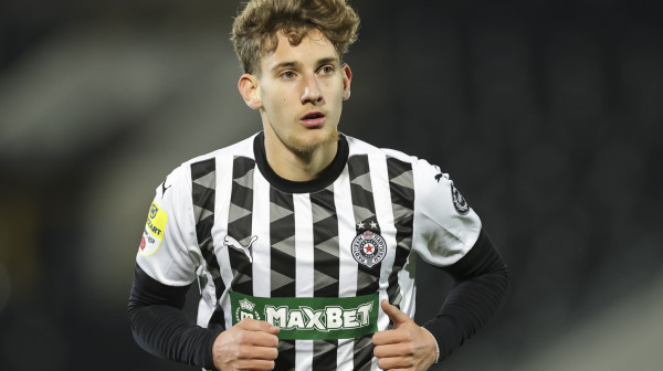 Partizan poslao svoje dete na kaljenje u Pazar