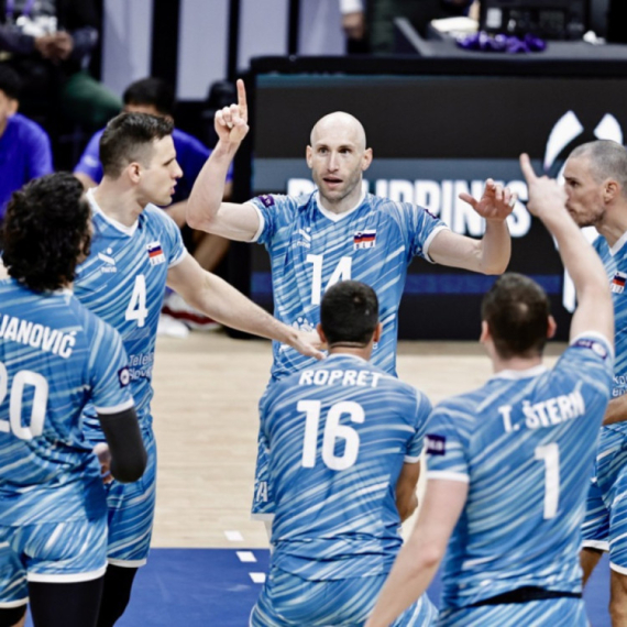 Slovenija u osmini finala SP