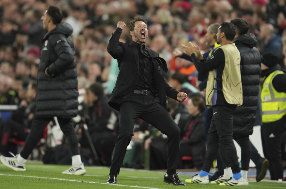 Lud, luđi, Čolo – Simeone sam krenuo na navijače Liverpula VIDEO