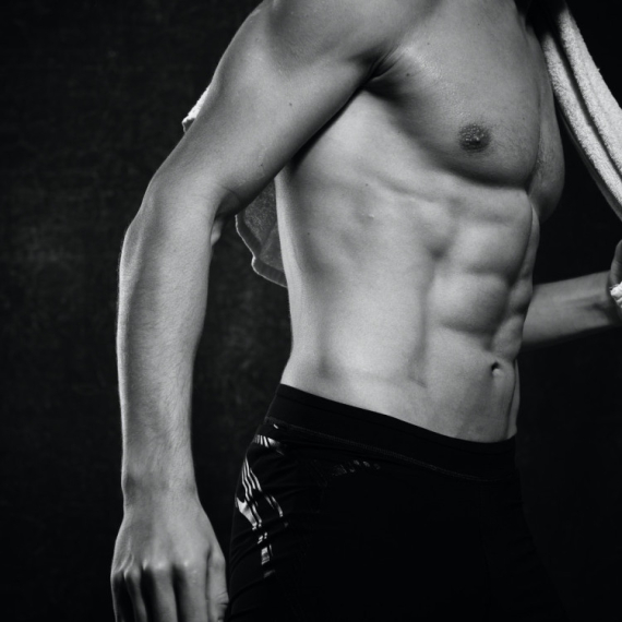 Urnebesni snimak: Fudbaleri Monaka se poskidali do gole kože u avionu FOTO/VIDEO