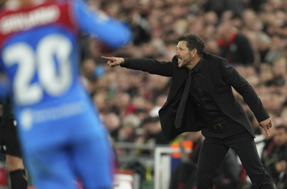 "Da li znate kako je kada vas vređaju 90 minuta?"