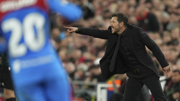 "Da li znate kako je kada vas vređaju 90 minuta?"