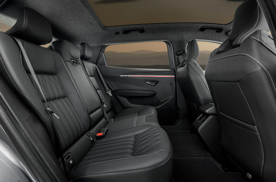 Novi Mitsubishi za Evropu: Predstavljen Eclipse Cross FOTO