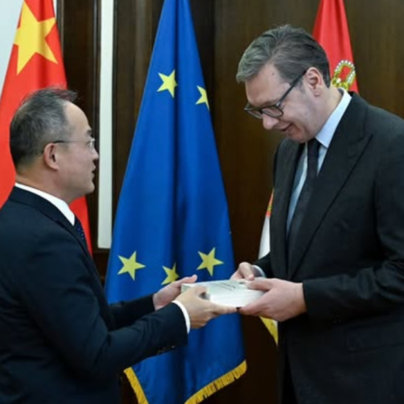 Vučić sa ambasadorom Kine Li Mingom: Posebna tema – rezultati sastanka sa predsednikom Sijem FOTO