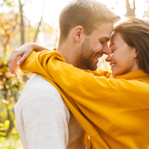 Dva straha iz detinjstva oblikuju svaki ljubavni odnos