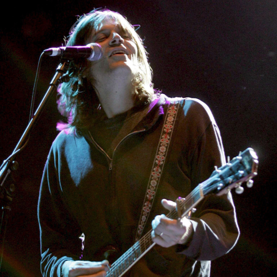 Poznati muzičar doživeo nervni slom na koncertu u Zagrebu  FOTO