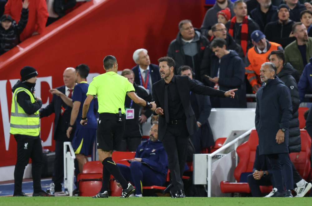 Oglasio se navijač koji je provocirao Simeonea: "On je kukavica – rekao sam "odje*ite!" VIDEO