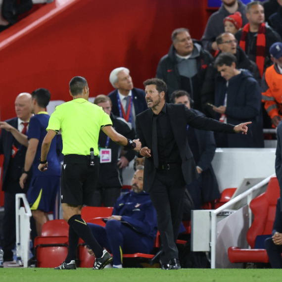 Oglasio se navijač koji je provocirao Simeonea: "On je kukavica – rekao sam "odje*ite!" VIDEO