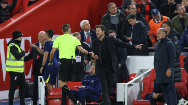 Oglasio se navijač koji je provocirao Simeonea: "On je kukavica – rekao sam "odje*ite!" VIDEO