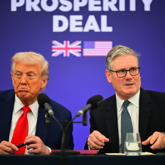 Trampe, lapsus, opet... Nije Albanija