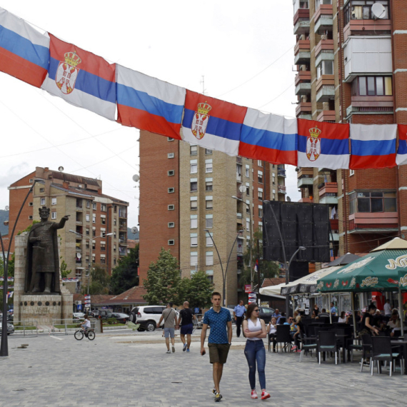 Naoružani civili u Severnoj Mitrovici; "Euleks i Kfor da reaguju"