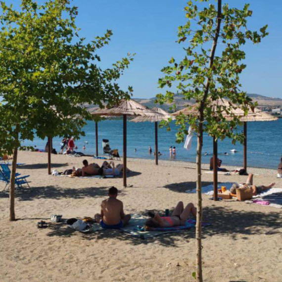 Ova prelepa plaža nije na moru već se nalazi u Srbiji: Na hiljade posetilaca tokom leta FOTO