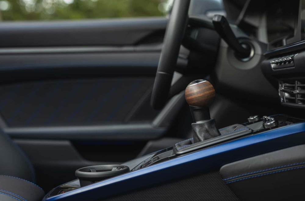 Porsche poručuje: Manuelni menjači još nisu mrtvi, stižu specijalne verzije 911-ice FOTO