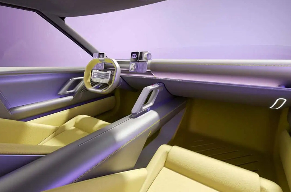 Šef dizajna pita: "Zašto nam je uopšte potreban ekran u automobilu?"