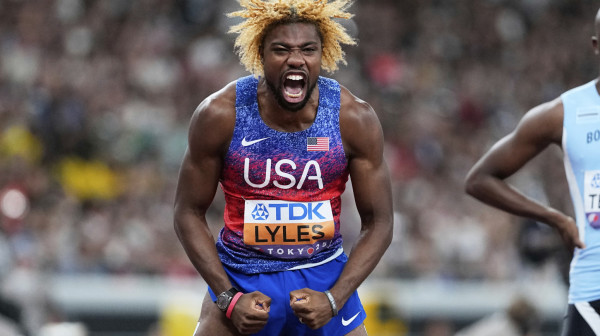 Na 200 metara ništa novo - Lajls ponovo šampion! VIDEO