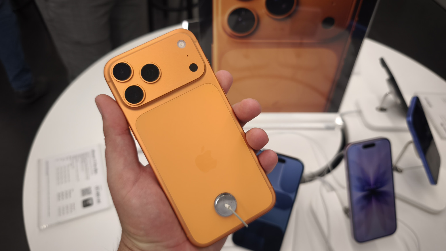 Premijera: Ovo su cene za iPhone 17 u Srbiji!