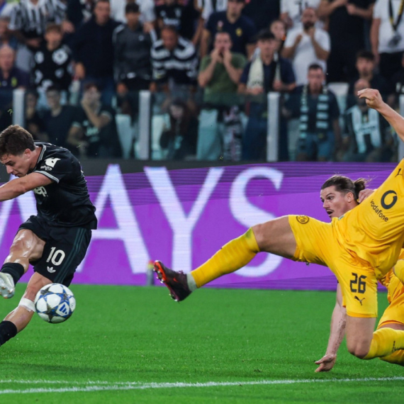 Del Pjero i Jildiz protiv Dortmunda – pronađite razliku VIDEO