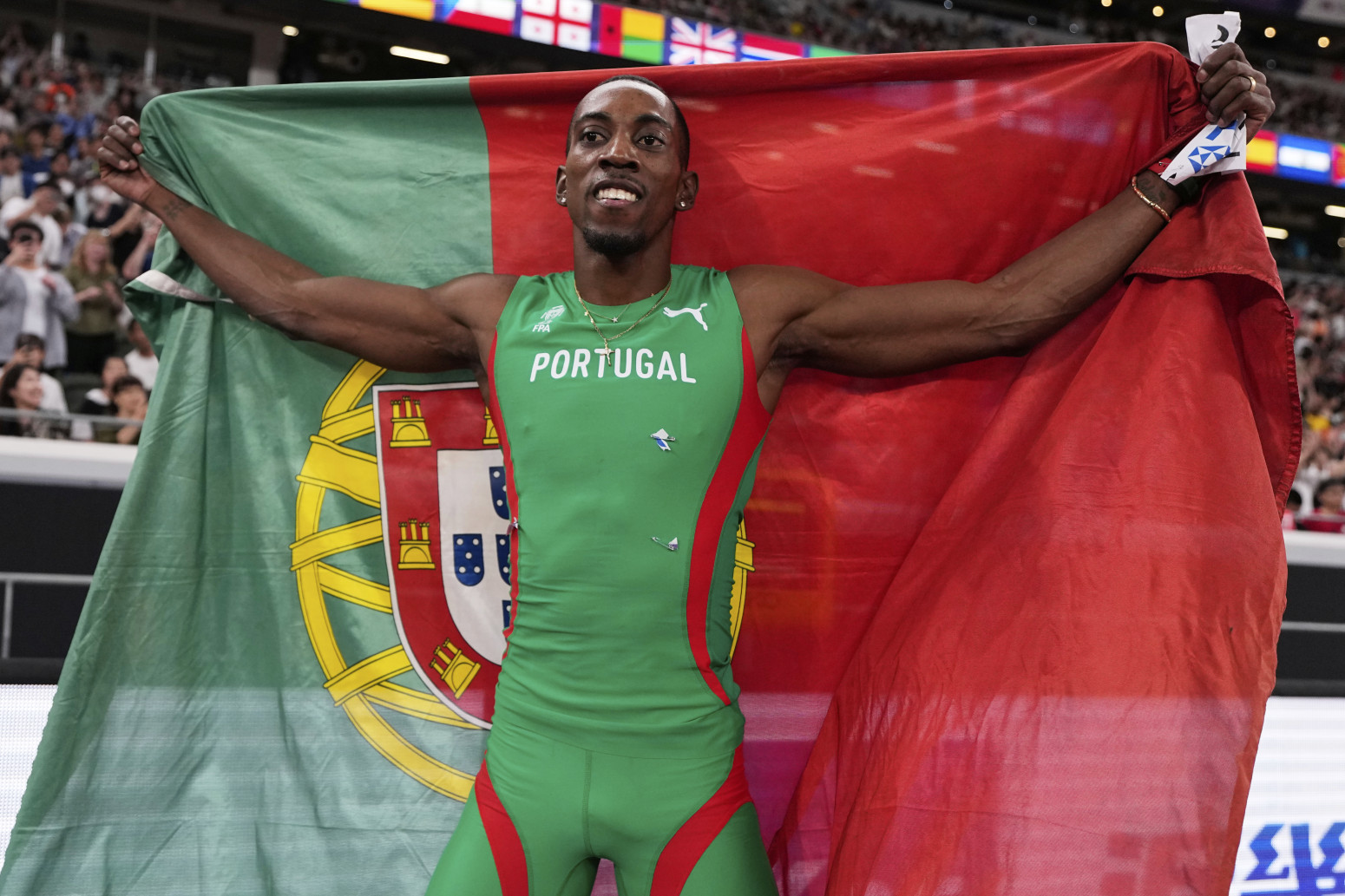 Amerikanac diskvalifikovan, pa mu dodeljeno zlato!