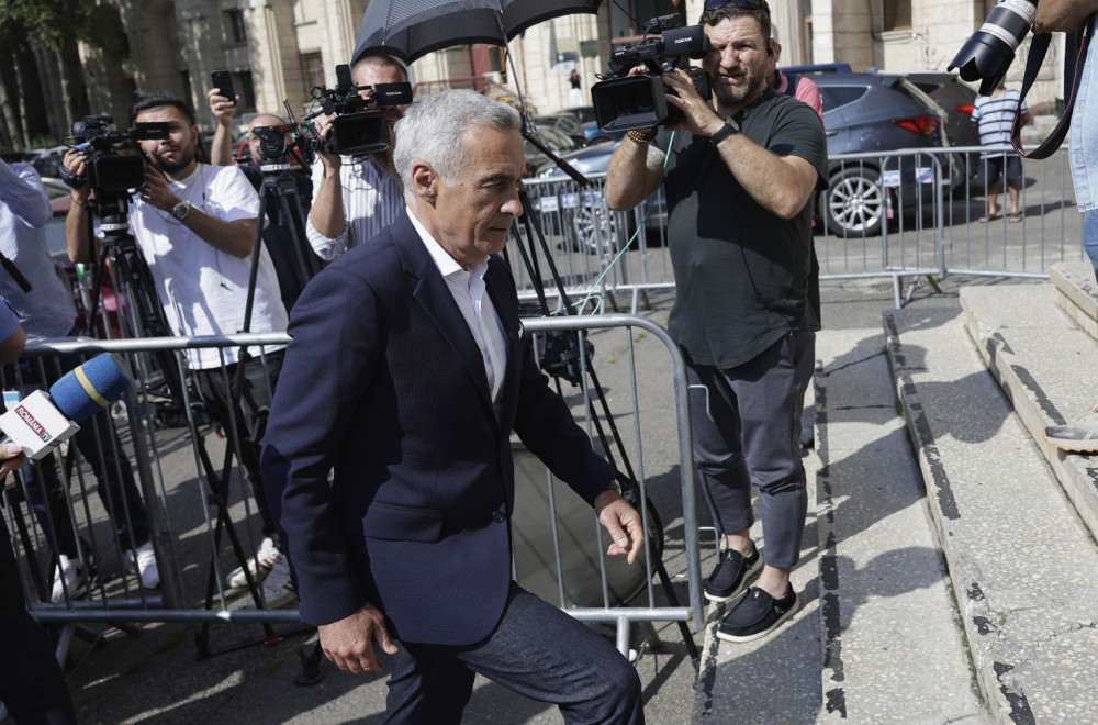 Rumuni se obrušili na Đorđeskua; Optužnica, pa suspenzija