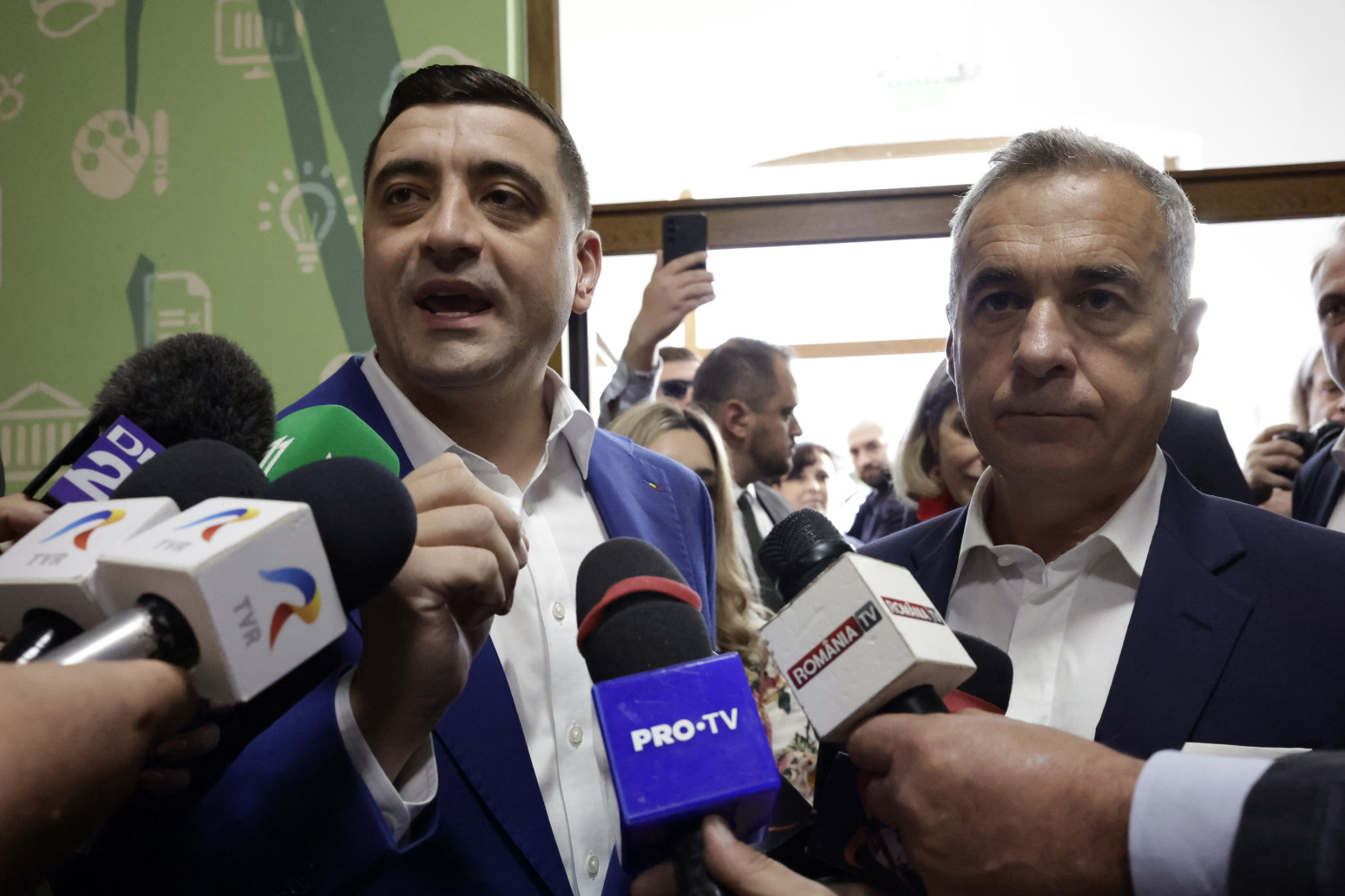 Rumuni se obrušili na Đorđeskua; Optužnica, pa suspenzija