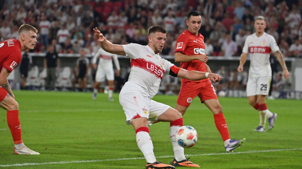 Navijači Štutgarta slave Demirovića – "švabe" su gospodari svog dvorišta