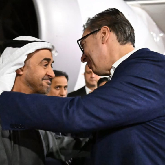 Vučić ugostio Bin Zajeda: Nije bio ni u Kini, ni u Moskvi; "Zahvalan sam što će biti gost na našoj paradi"