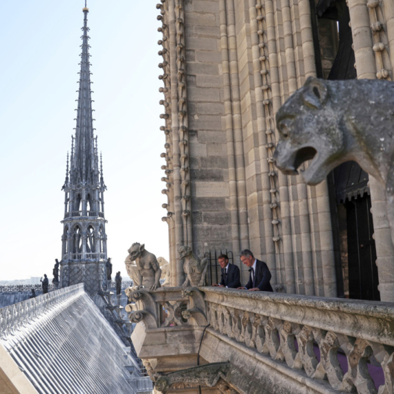 Kule Notr Dama otvorene šest godina posle požara: Karte planule za samo 24 minuta FOTO