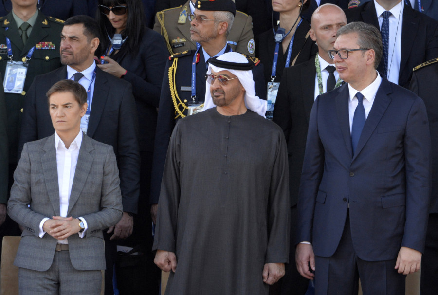 Powerful weaponry displayed; Rafale and MiGs over Belgrade PHOTO/VIDEO