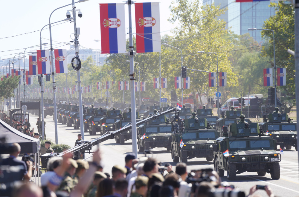 Prikazano moćno naoružanje; Rafal i Migovi iznad Beograda; Prisustvovao Vučić FOTO/VIDEO