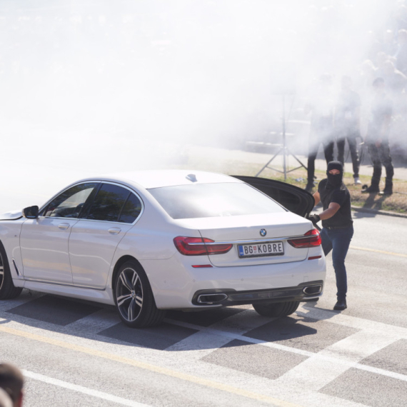 Kobre izvele spektakularnu akciju: Za manje od minut neutralisan neprijatelj VIDEO