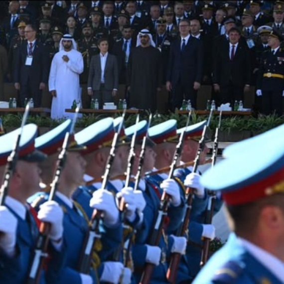 Vučić poslao moćnu poruku posle vojne parade "Snaga jedinstva": Ovo je ponos i pobeda Srbije FOTO