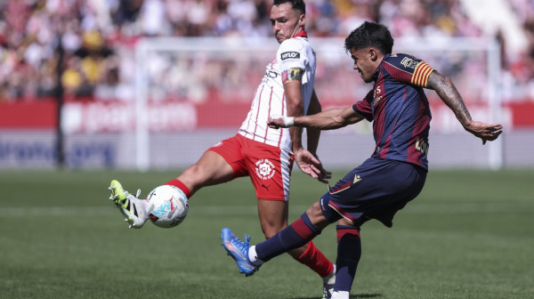 Debakl Đirone – Levante slavio uz "poker"