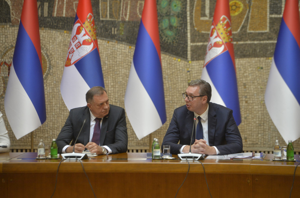 Vučić sa sednice Saveta za saradnju Srbije i Srpske: Naše je da sačuvamo narod od katastrofe FOTO