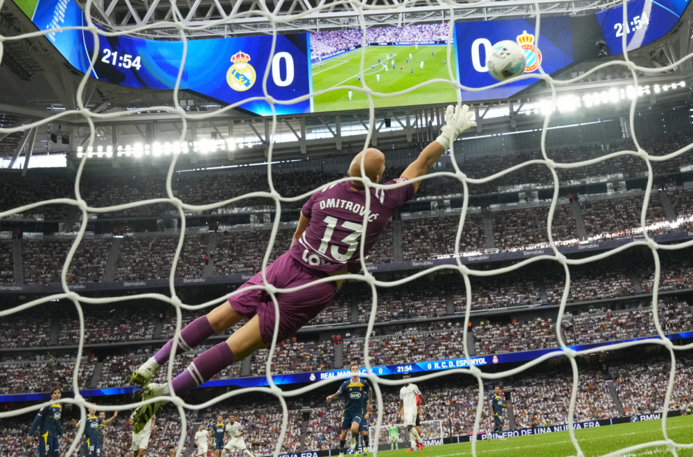 Mbape uhvatio Dmitrovića "na spavanju", Srbin nemoćan protiv Reala VIDEO