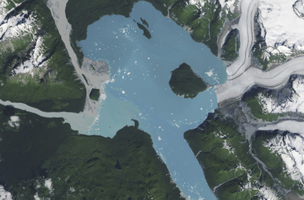 Satelitski snimci otkrili: Led se ubrazno topi, nastalo novo ostrvo FOTO