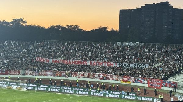 Delije se porukom oprostile od Dejana Milovanovića FOTO