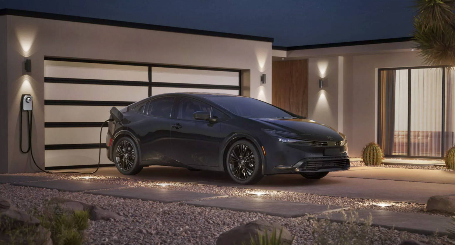 Vozači kupuju plug-in hibride, a zaboravljaju da ih pune – Toyota smislila rešenje!