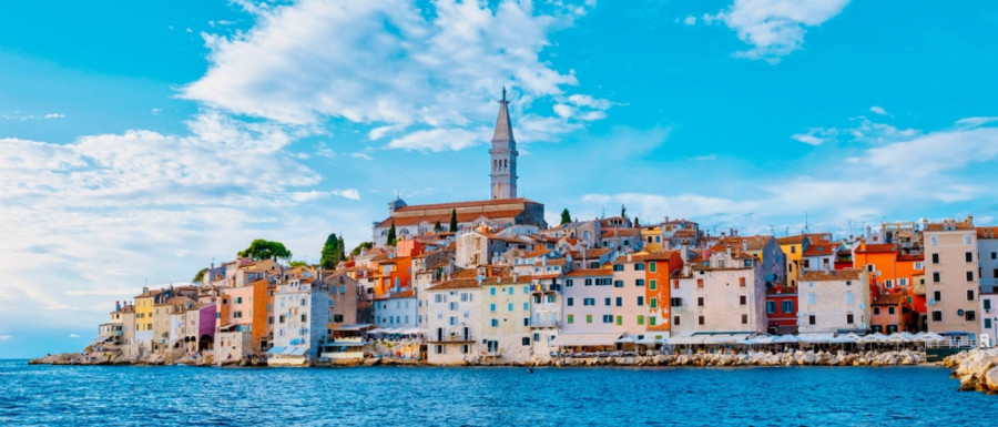 Ovaj hrvatski grad ima problem sa masovnim turizmom: Ograničava broj apartmana FOTO