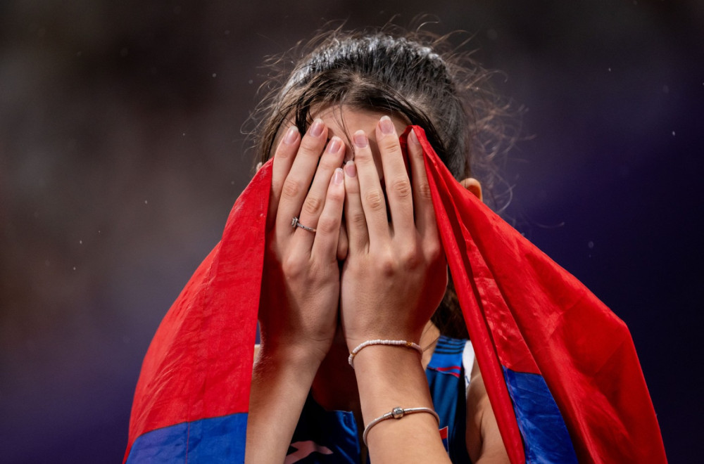 Angelinine suze: "Uspela sam!" FOTO