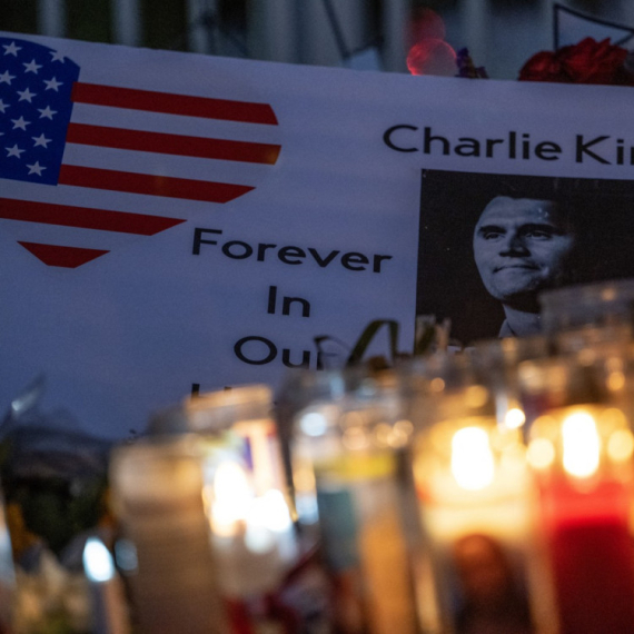 Otkriveno pismo Kirka: Bibi, dovedi taoce u Ameriku FOTO