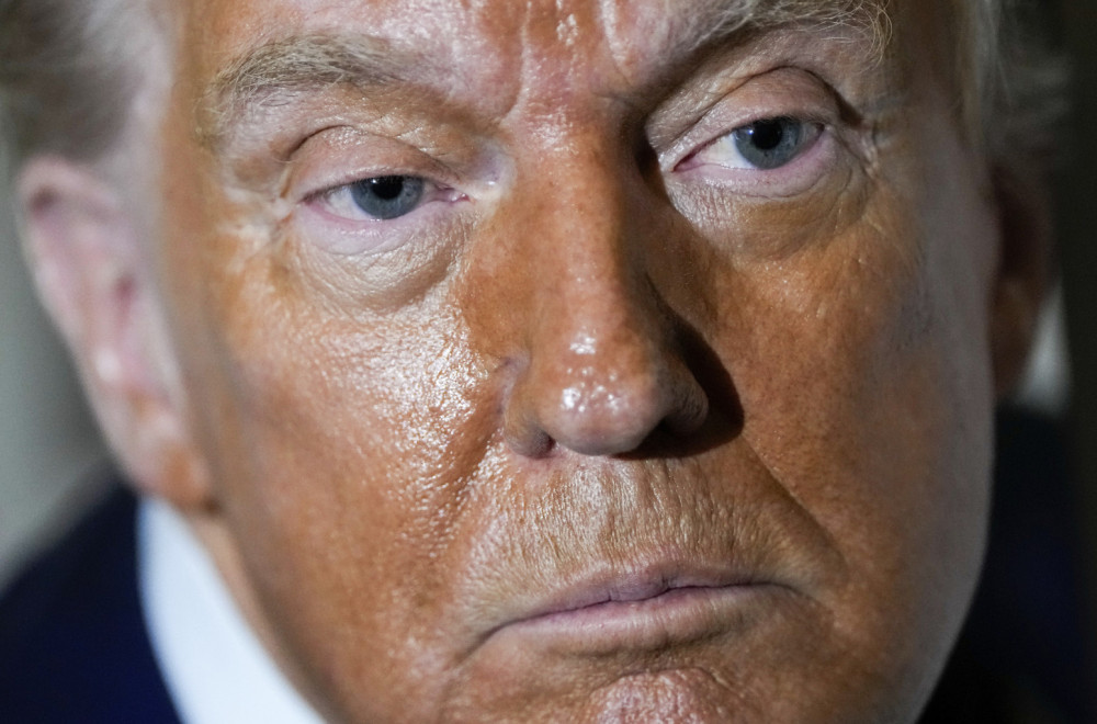 "On je rasista, seksista, mizoginista i islamofobičan je" VIDEO